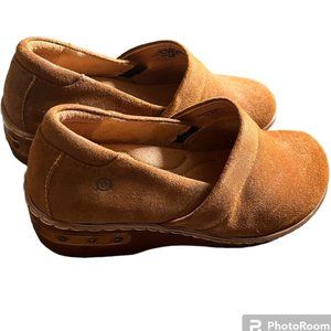 Born Bailie Clog - NWOT - Size 7.5